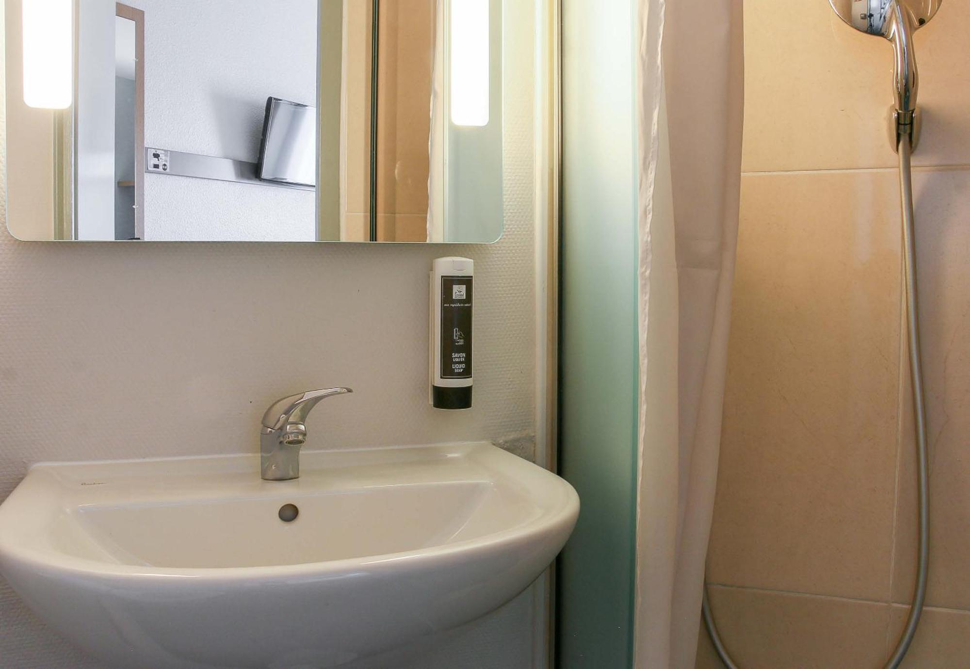 B&B Hotel Marseille Estaque Esterno foto